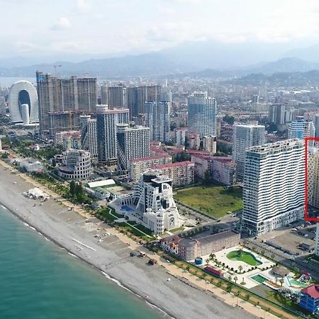 Ferienwohnung Rezal Plaza Batumi Exterior foto